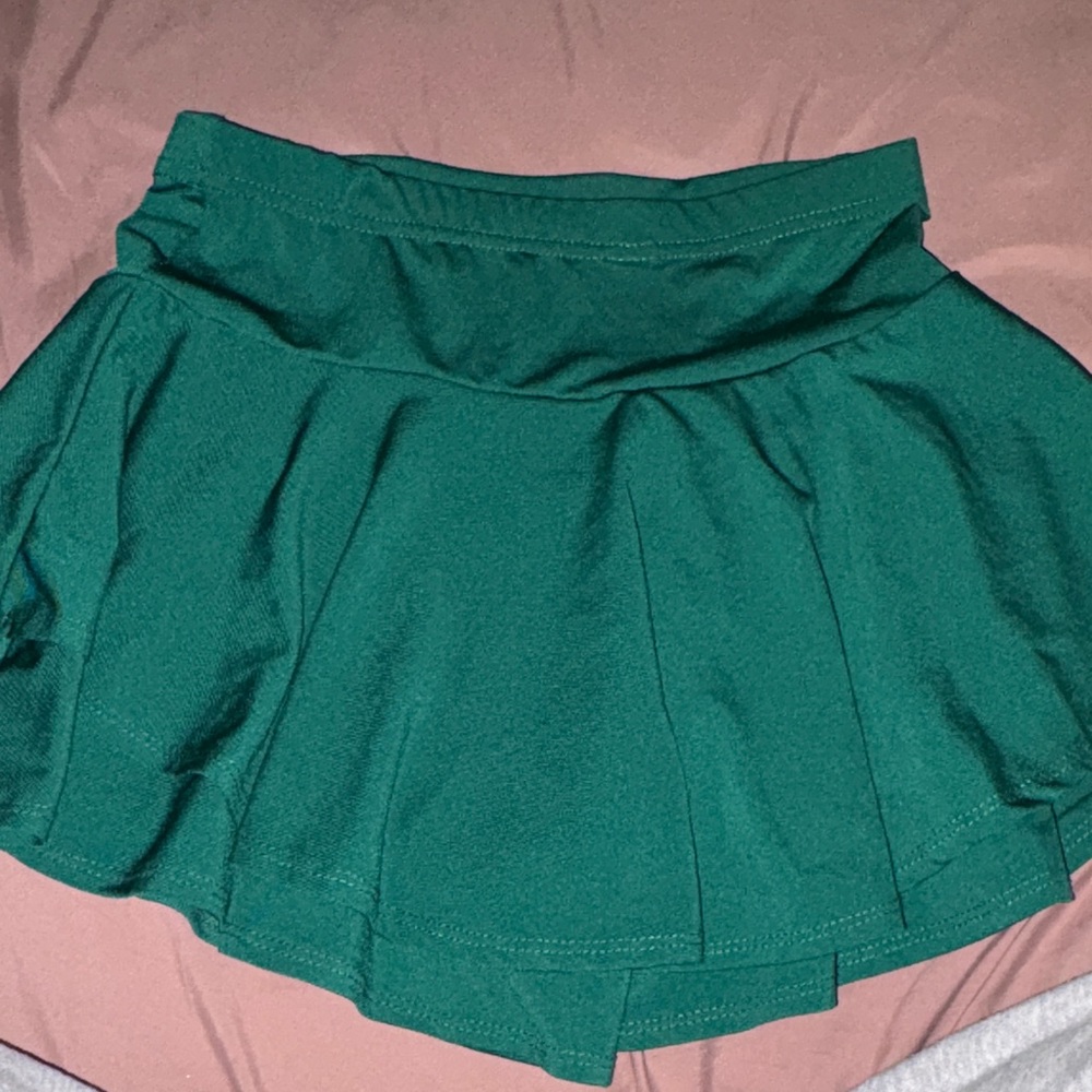 Green Ruffled Skirt - Picture 3 of 3